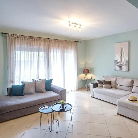 Joy Cozy Apartment Nea Iraklitsa