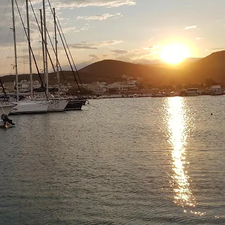 Lägenhet Joy Cozy Nea Iraklitsa